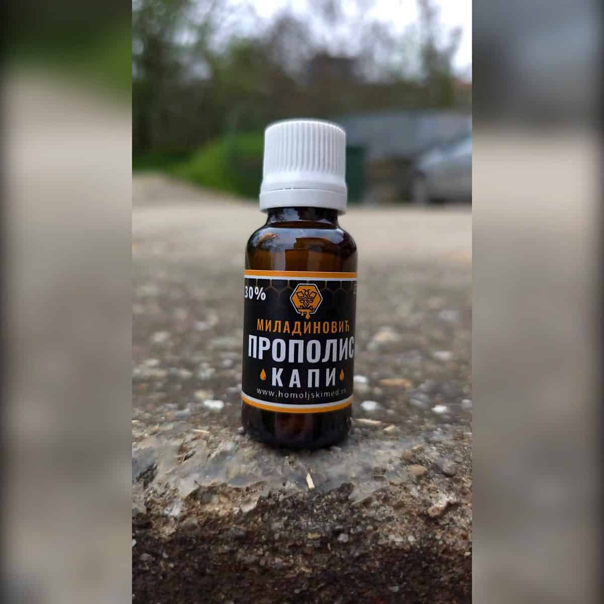 Propolis kapi